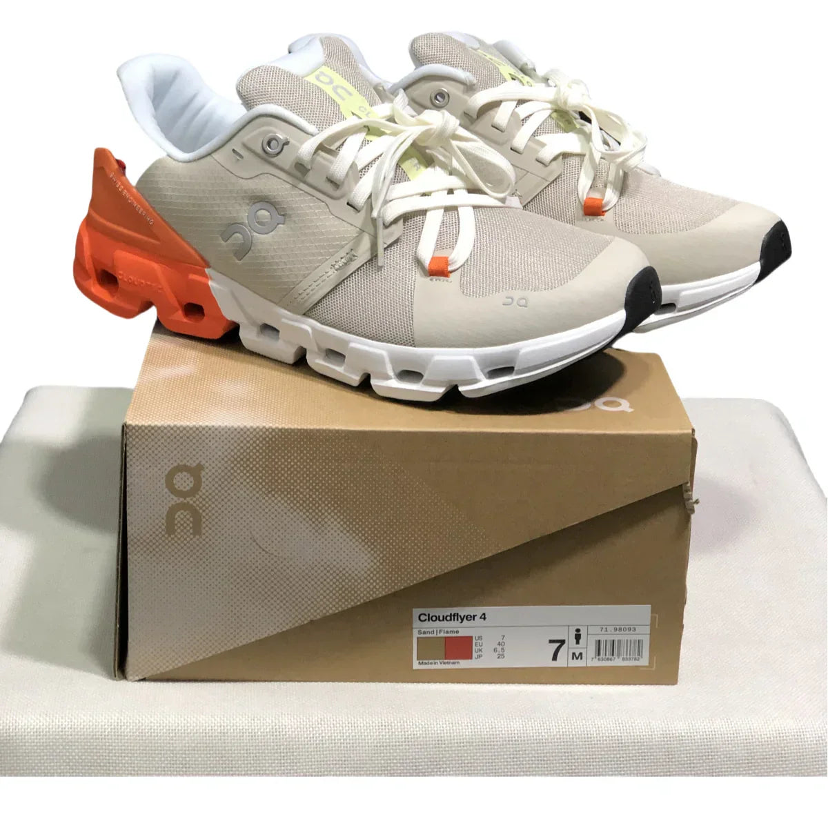 On Cloudflyer 4 Women's Gray/Orange