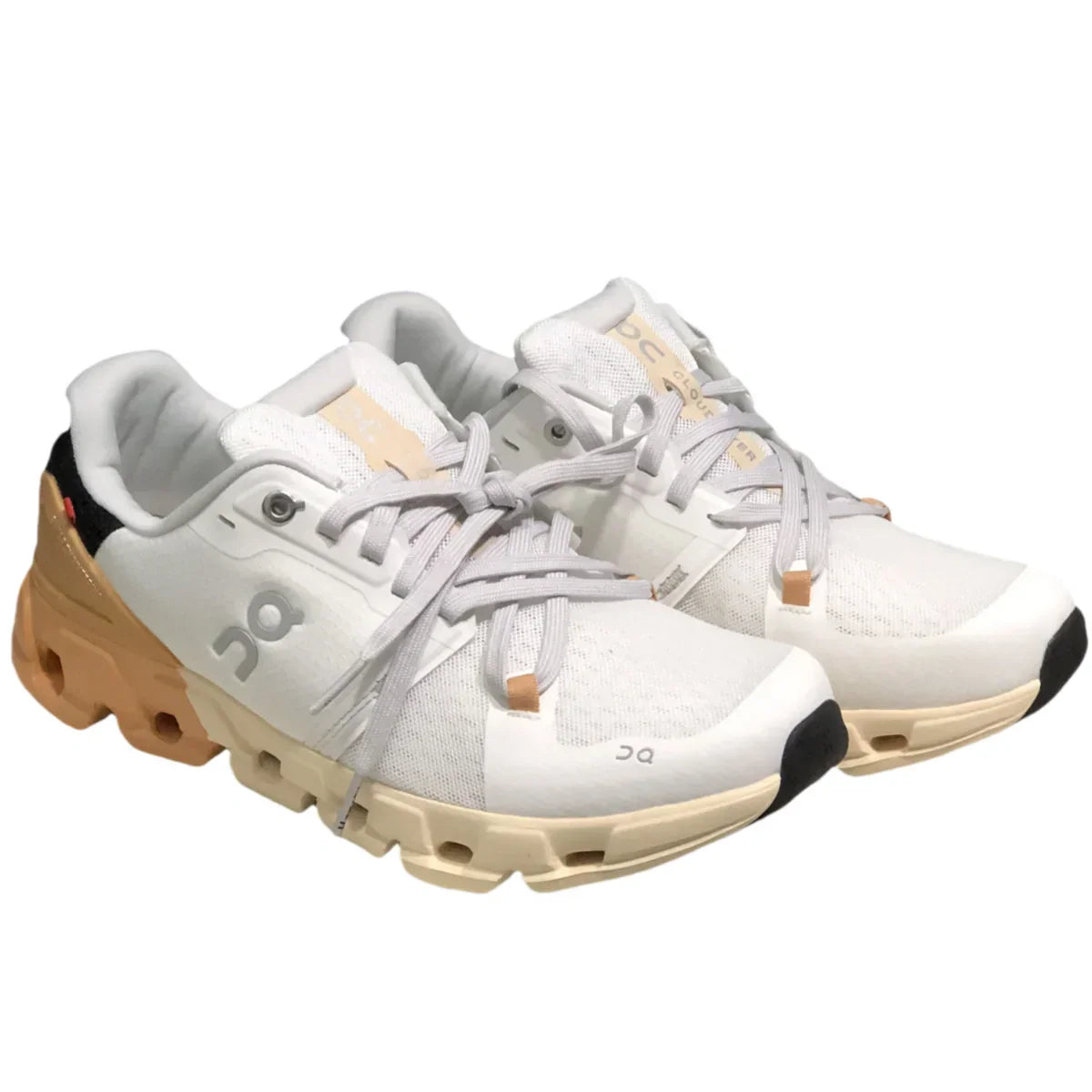 On Cloudflyer 4 Women's White/Copper