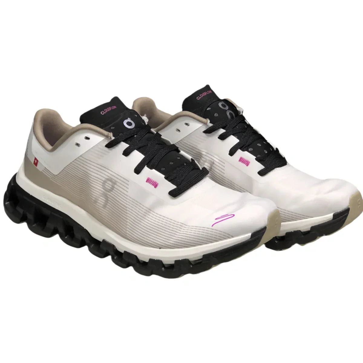 On Cloudflow 4 Women's White/Brown