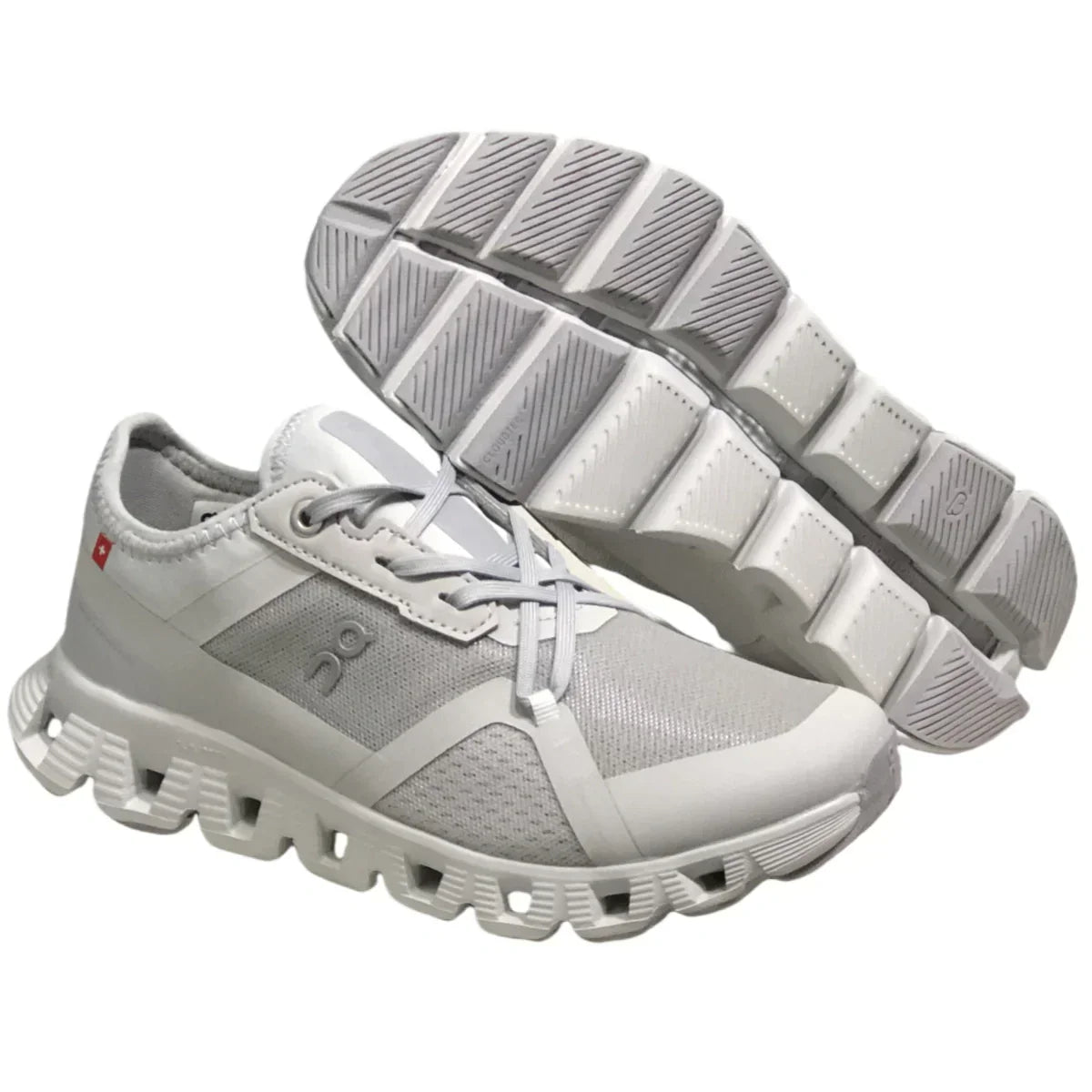 On Cloud X 3 Ad Women’s Glacier ash alloy ash