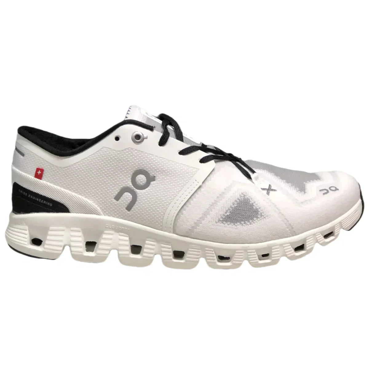 On Cloud X3 /Shift Women’s White/Black