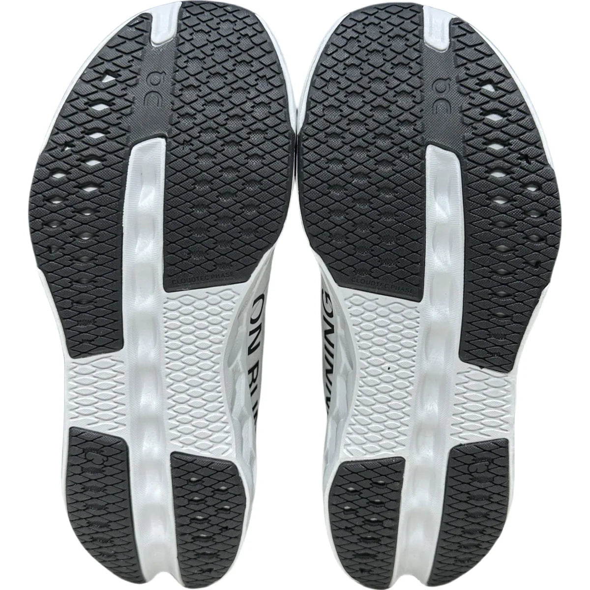 On Cloudsurfer Next Men's Black/White