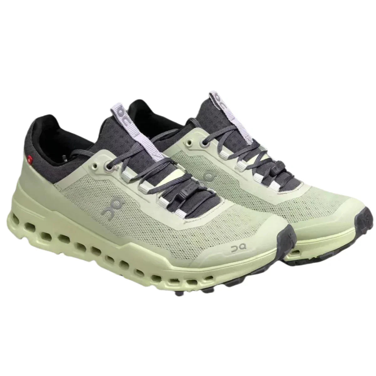 On Cloud Ultra women’s Macaron green