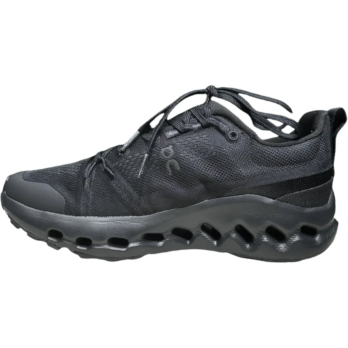 On Cloudsurfer Trail  Women's Black